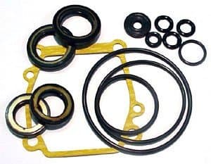 Suzuki - Gear Case Seal Kit - DF60 / DF70 (2001 - 2010) - 25700-99E00 — product photograph