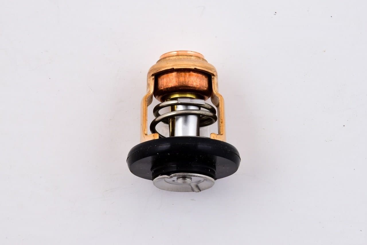 Yamaha - Thermostat - 6E5-12411-30-00 - 115 130 150 15 25 40 50 9.9 LZ200 SX200 SX225 SX250 VX200 VX225 VX250 VZ175 VZ200 — product photograph