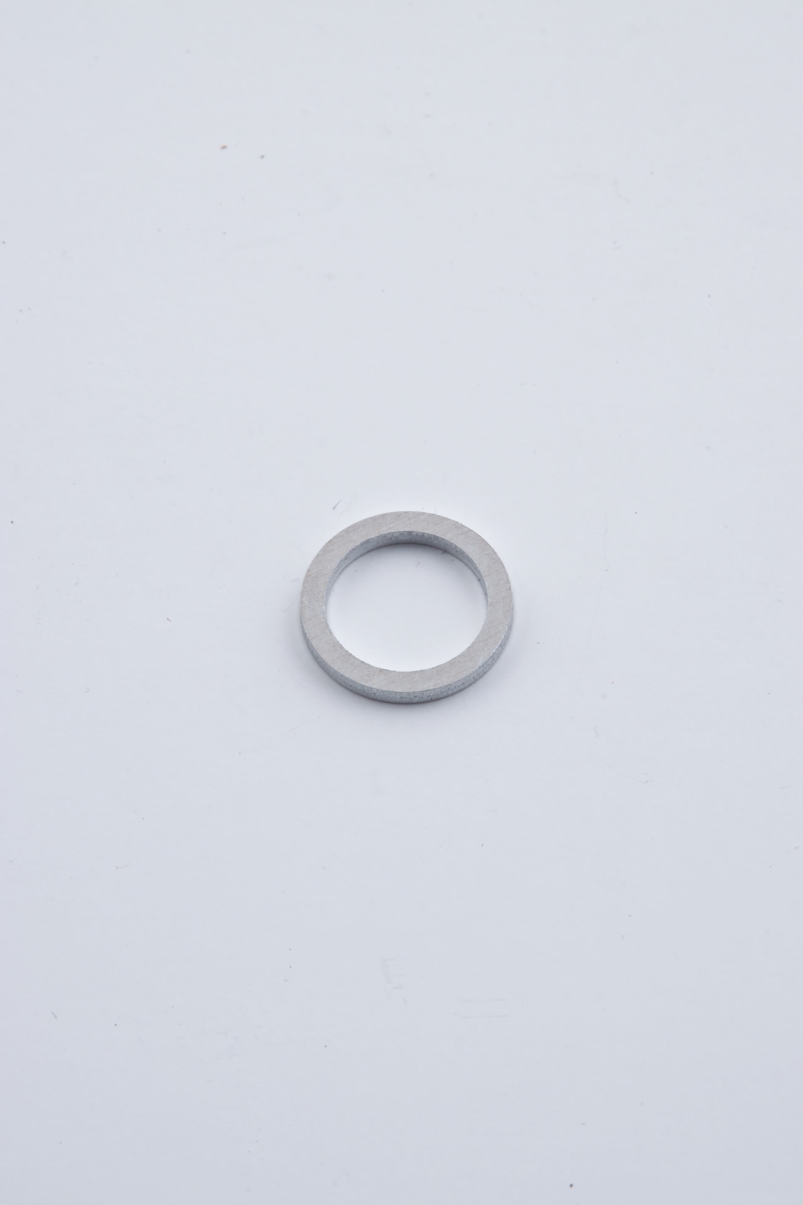 Yamaha Oil Plug Drain Gasket 90430-14M09-00 - 90430-14M09-00 — product photograph