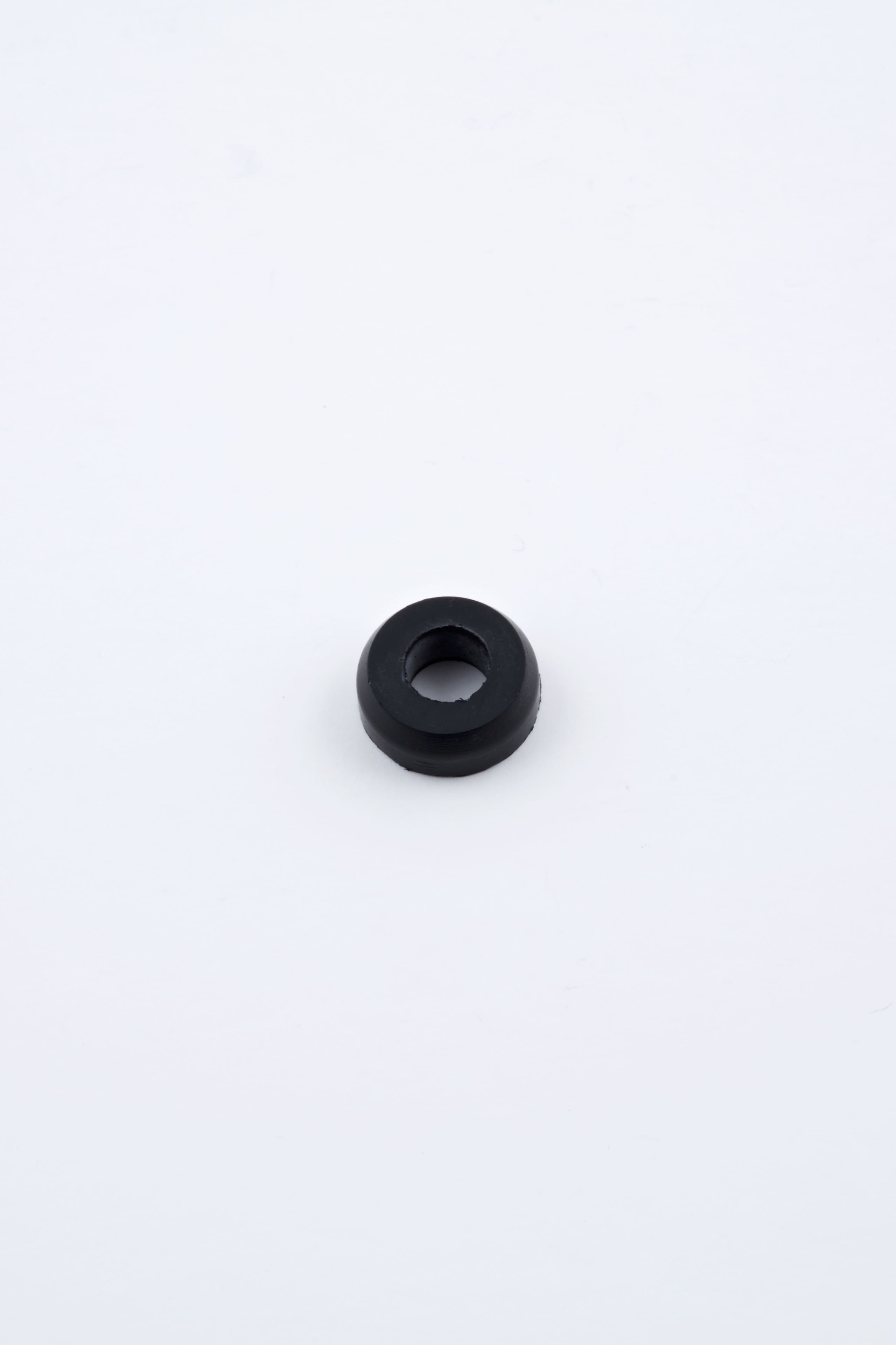 Yamaha - Grommet,anode - 66M-11328-00-00 — product photograph