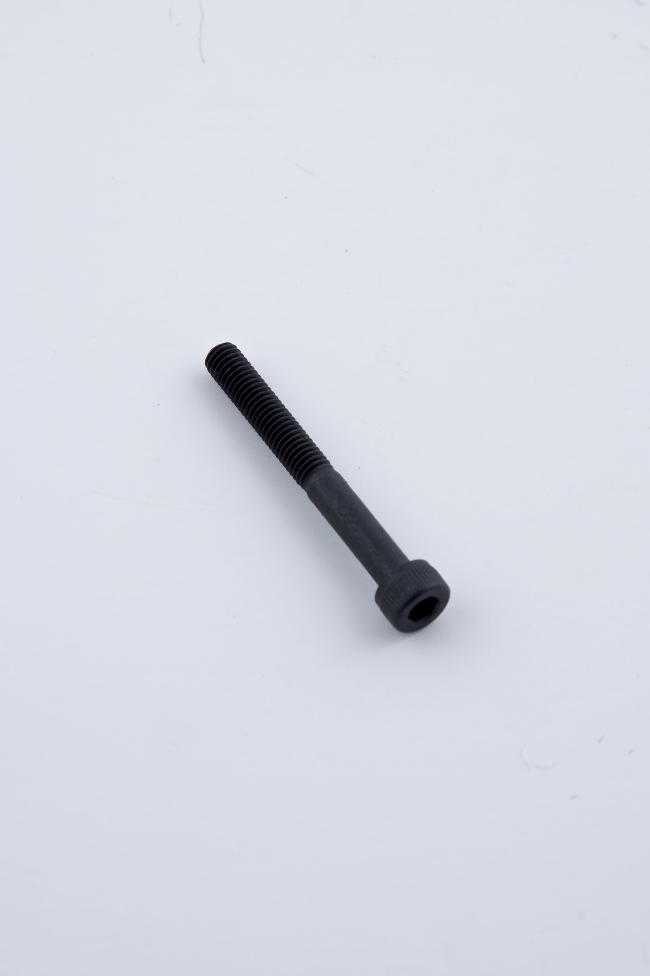 Yamaha - Bolt, hexagon socket head - 90110-05050-00 — product photograph